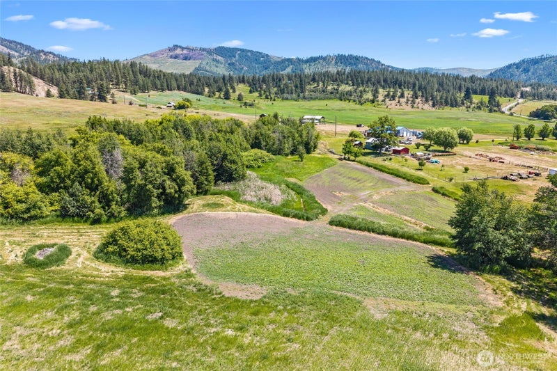 5787 Fruitland Valley Road