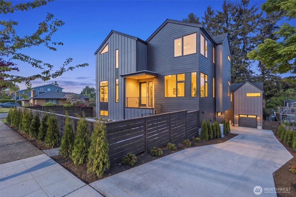 Photo of 3904 42nd Avenue S, Seattle, WA 98118 (MLS # 2519604)