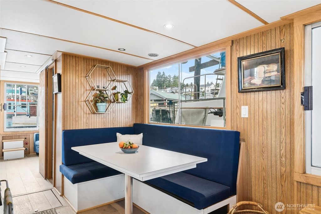 Photo of 2401 N Northlake Way, Seattle, WA 98103 (MLS # 2436655)