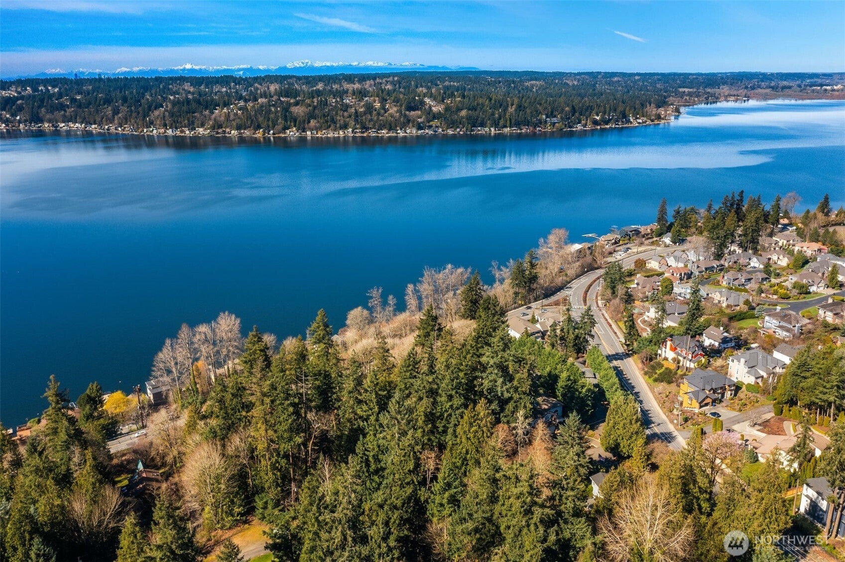 11 E Lake Sammamish Parkway NE