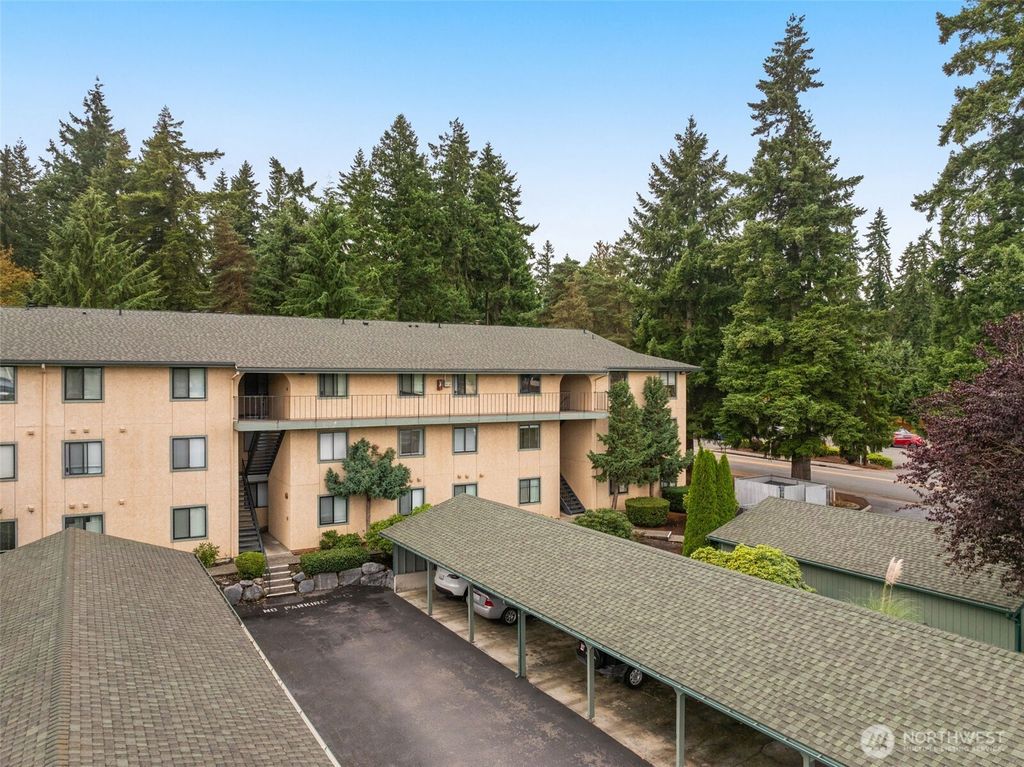 Photo of 14331 124th Street NE #C40, Kirkland, WA 98034 (MLS # 2439924)