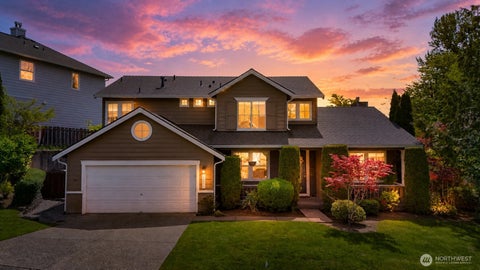 Photo of 23977 SE 10th Street, Sammamish, WA 98075 (MLS # 2530335)