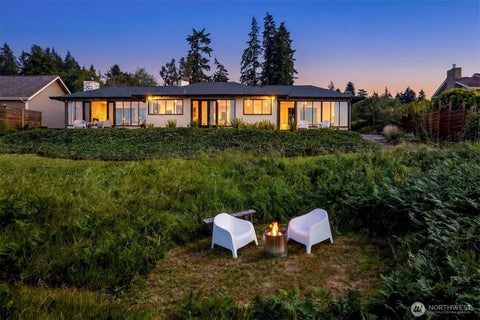 Photo of 11505 103rd Avenue SW, Vashon, WA 98070 (MLS # 2542608)