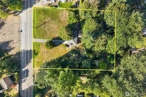 19044 35th Avenue NE Lake Forest Park WA 98155