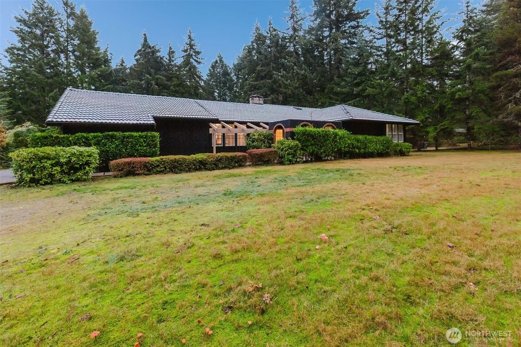 Photo of 11255 Ridge Rim Trail SE, Port Orchard, WA 98367 (MLS # 2457938)
