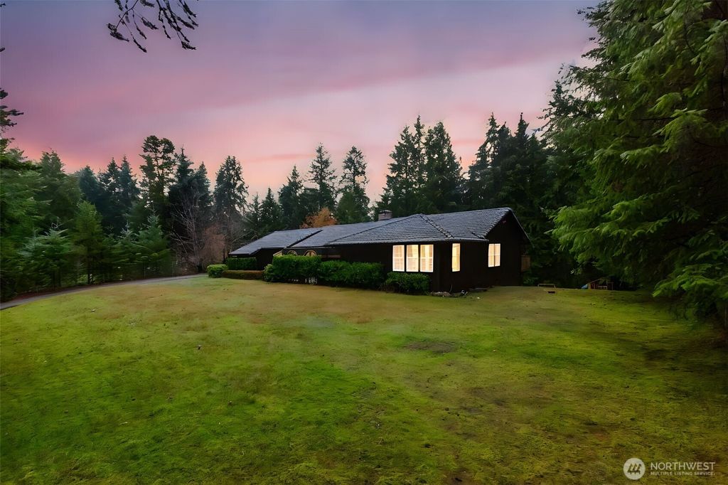 Photo of 11255 Ridge Rim Trail SE, Port Orchard, WA 98367 (MLS # 2457938)