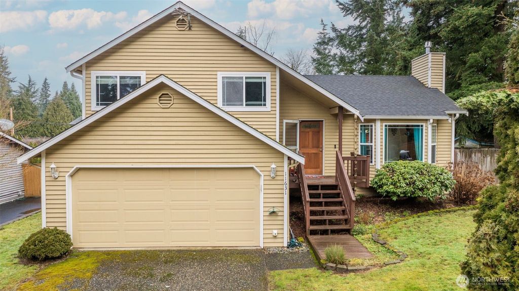 Photo of 11631 29th Avenue SE, Everett, WA 98208 (MLS # 2333523)