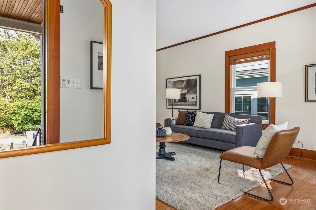 Photo of 611 NW 73rd Street, Seattle, WA 98117 (MLS # 2155823)