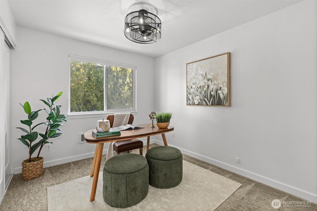 Photo of 12703 NE 129th Court #H304, Kirkland, WA 98034 (MLS # 2436056)
