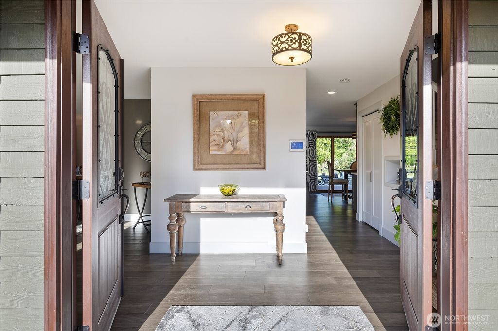 Photo of 14504 186th Place NE, Woodinville, WA 98072 (MLS # 2366954)