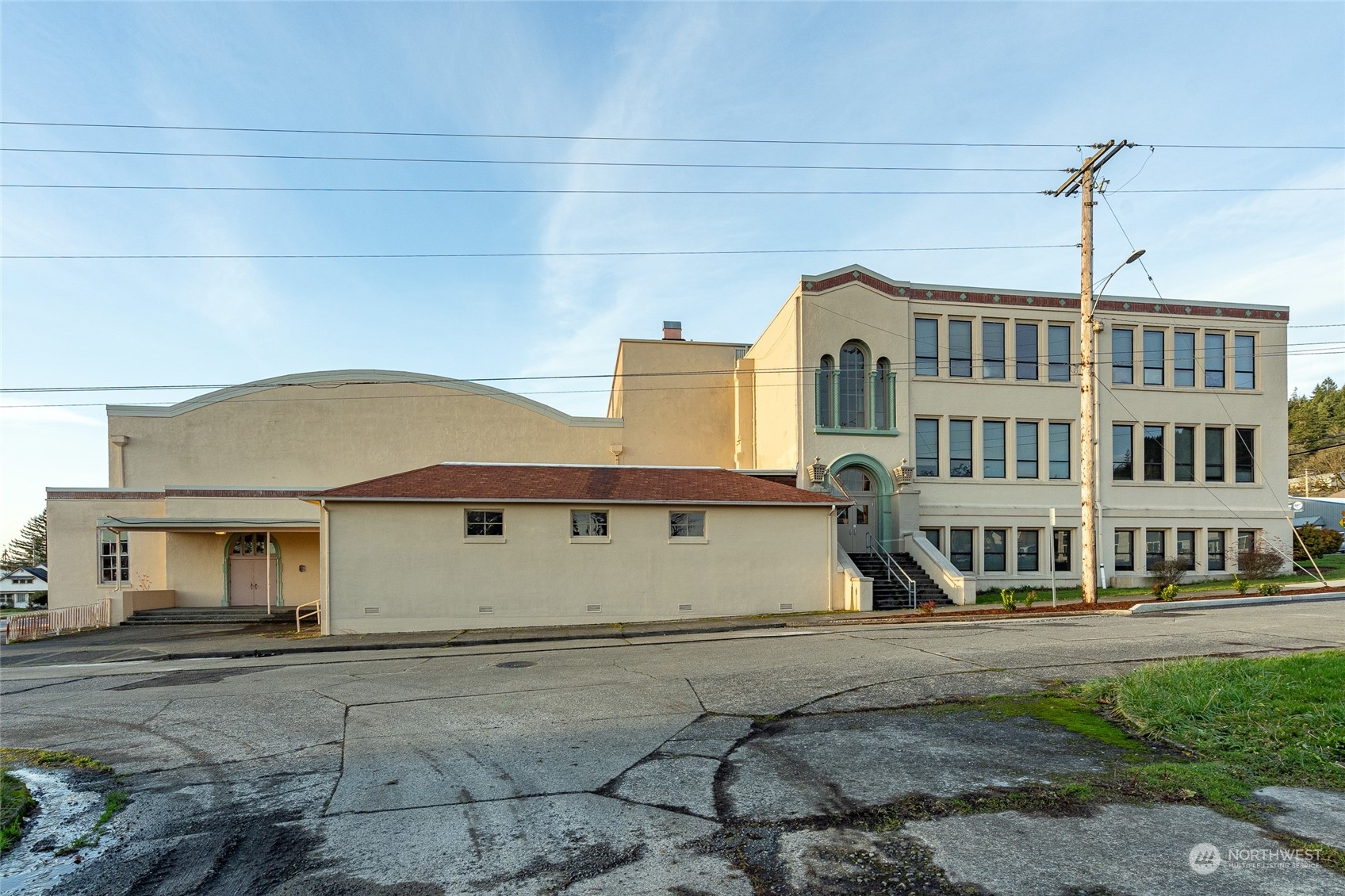 233 S Market Boulevard