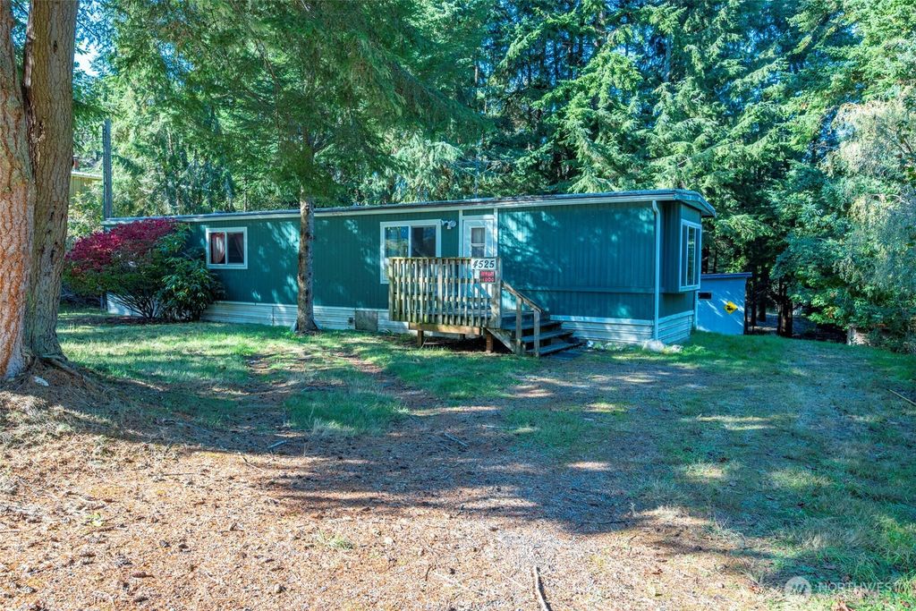 Photo of 4525 Alamo Way, Oak Harbor, WA 98277 (MLS # 2443289)
