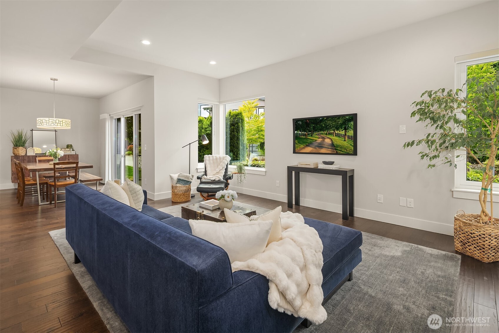 1408 Hinoki Walk NE