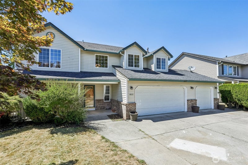 1612 SE 187th Place