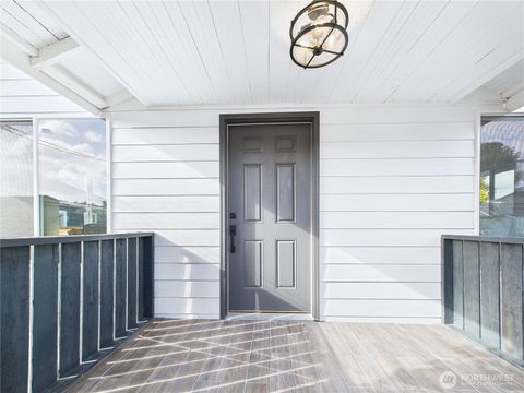 Photo of 305 Meadow Avenue N, Renton, WA 98057 (MLS # 2448192)