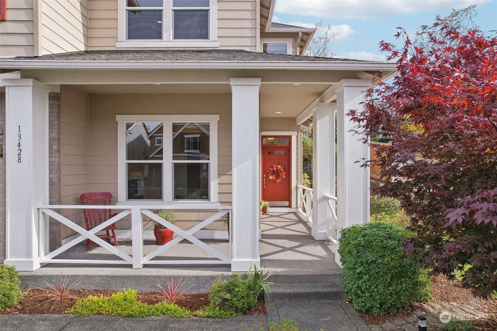 Photo of 13428 SE 181st Street, Renton, WA 98058 (MLS # 2306375)