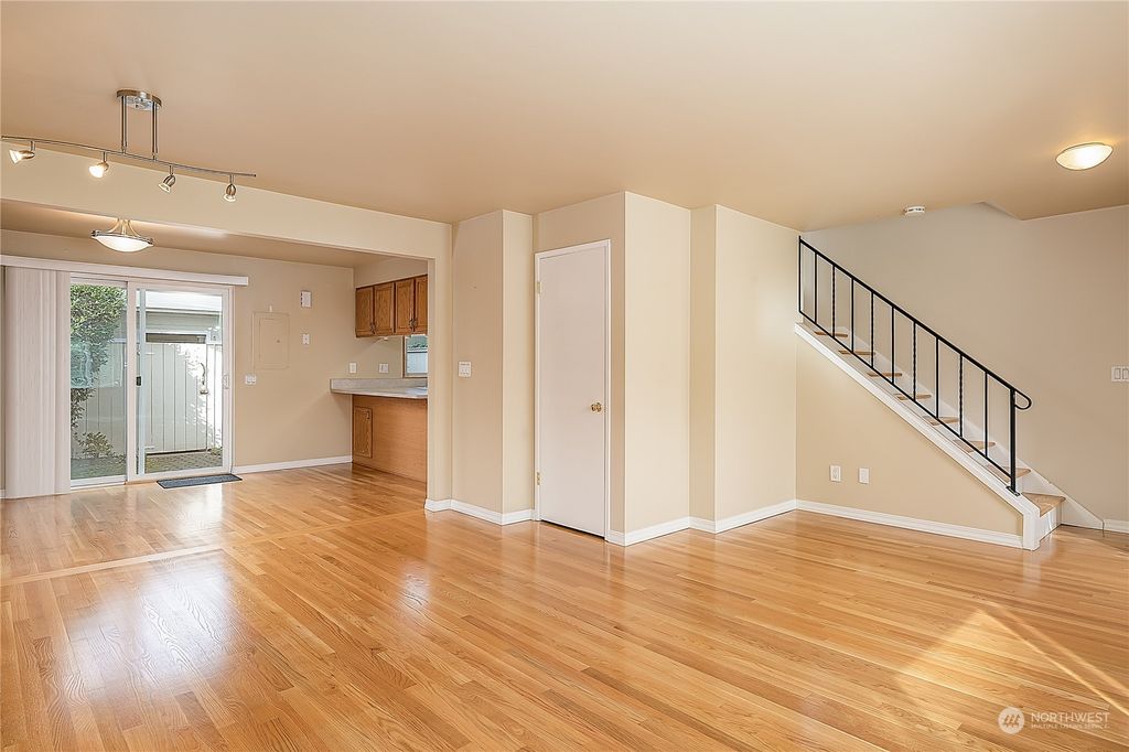 Photo of 1525 NW 195th Street #18, Shoreline, WA 98177 (MLS # 2043770)