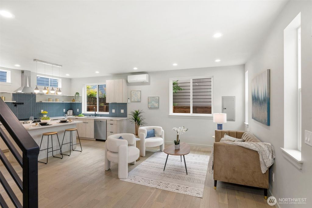 Photo of 714 N 73rd Street, Seattle, WA 98103 (MLS # 2381092)