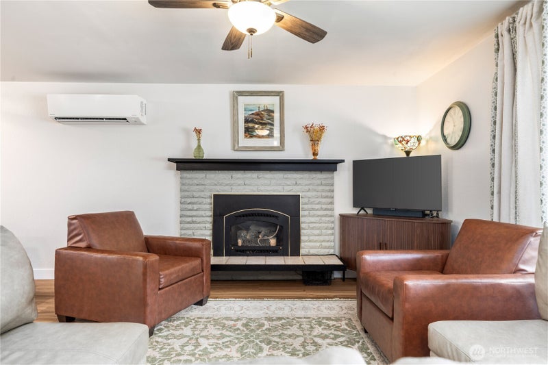 467 NW 8th Avenue