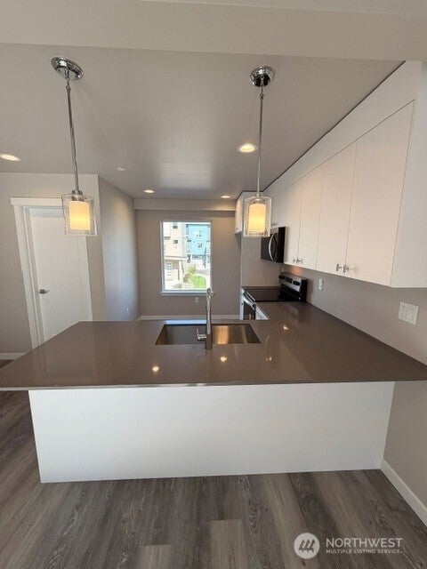 679 Venture Way