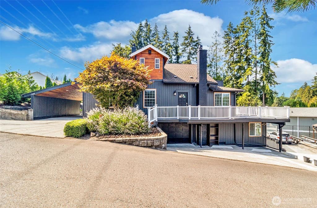 Photo of 11217 S Lake Stevens Road, Lake Stevens, WA 98258 (MLS # 2563283)