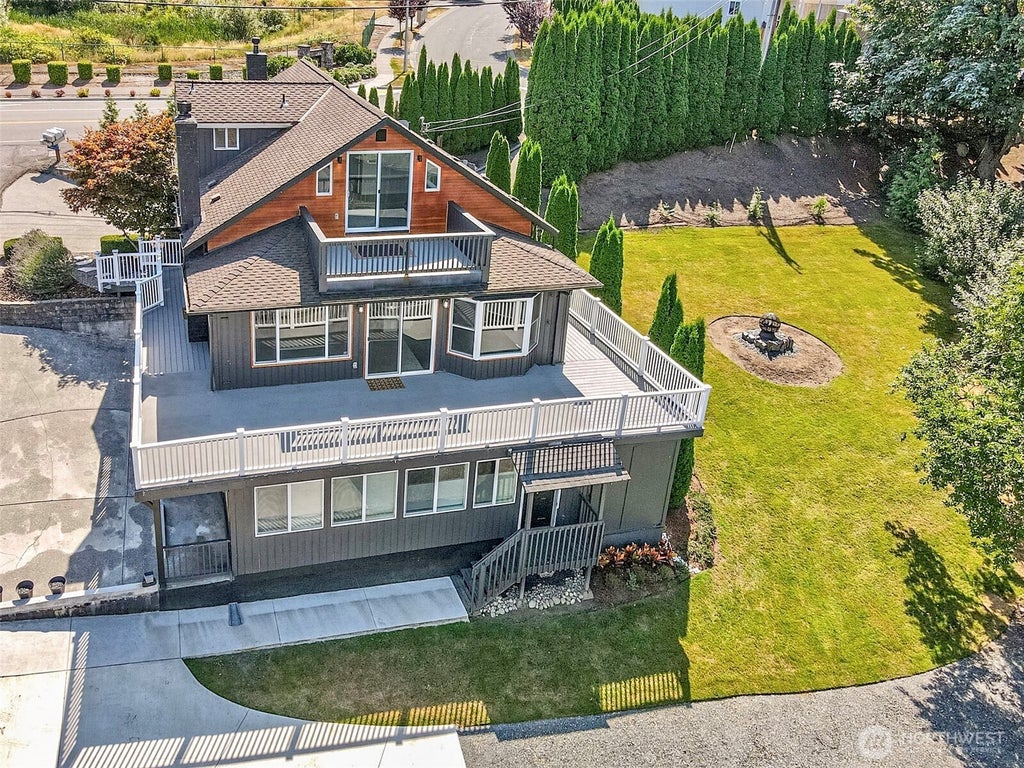 Photo of 11217 S Lake Stevens Road, Lake Stevens, WA 98258 (MLS # 2563283)
