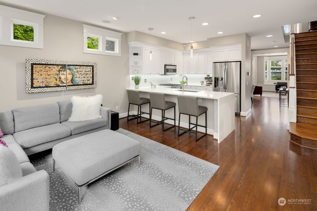 Photo of 1425 Orange Place N, Seattle, WA 98109 (MLS # 2283274)