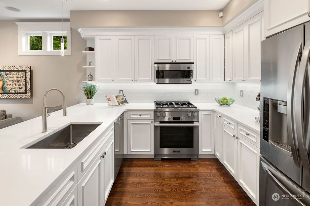 Photo of 1425 Orange Place N, Seattle, WA 98109 (MLS # 2283274)