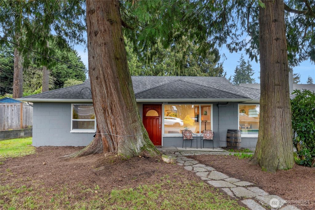 Photo of 23903 53rd Avenue W, Mountlake Terrace, WA 98043 (MLS # 2333863)