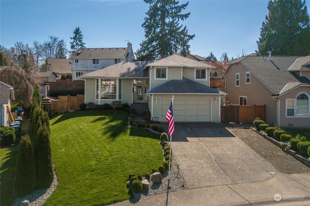 Photo of 11039 SE 270th Street, Kent, WA 98030 (MLS # 2208309)