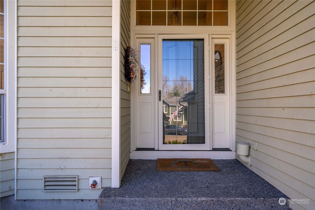 Photo of 11039 SE 270th Street, Kent, WA 98030 (MLS # 2208309)