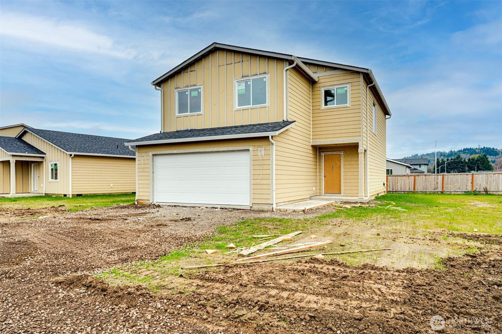 Photo of 2002 Henderson Way, Longview, WA 98632 (MLS # 2460093)