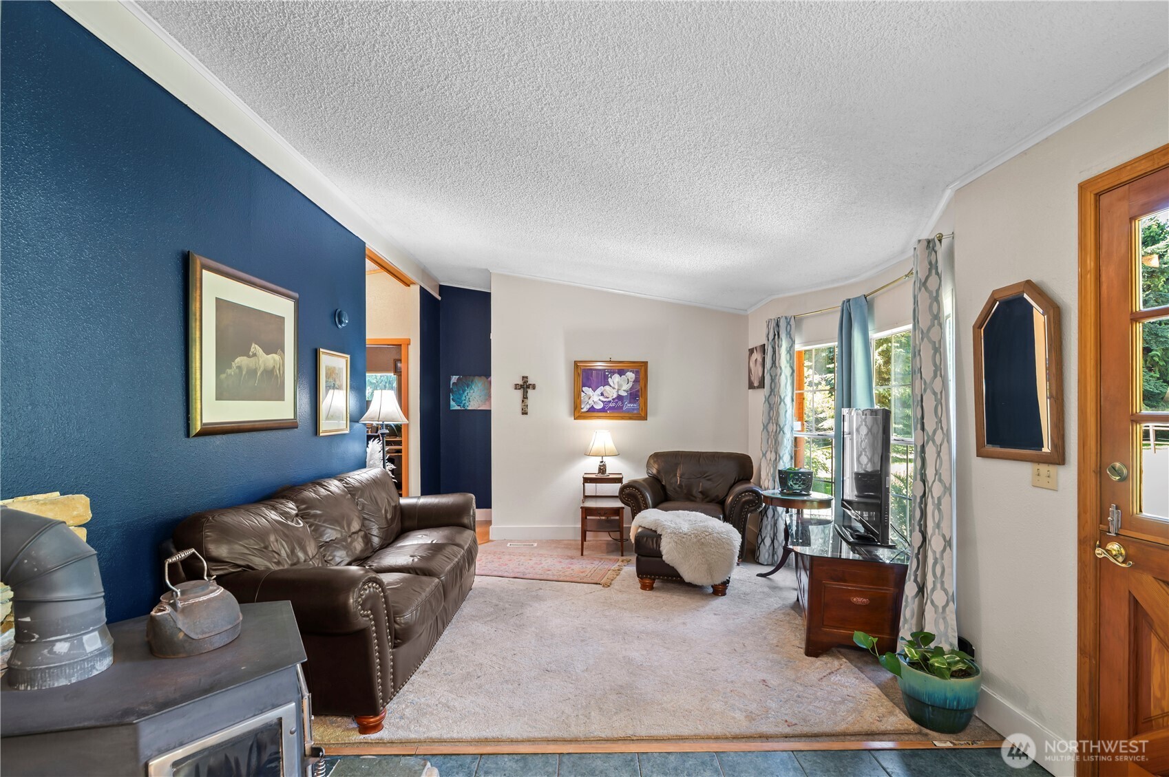 472 Iris Lane