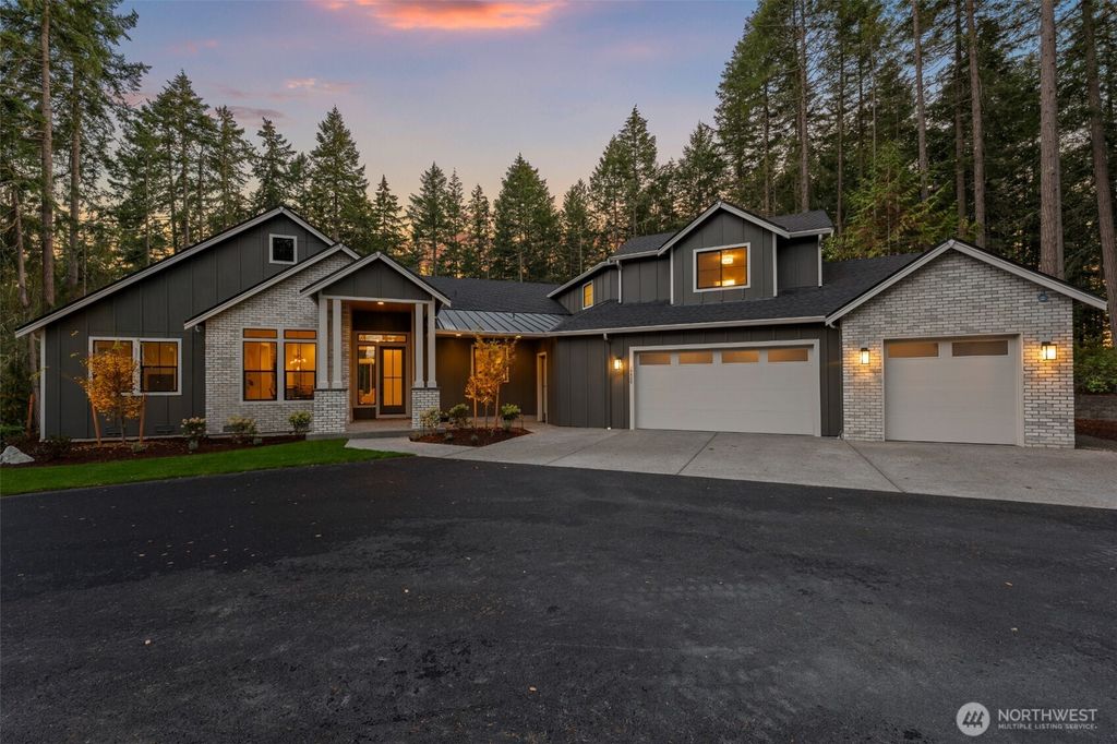 Photo of 332 (LOT 14) 138th Place SE, Auburn, WA 98092 (MLS # 2403489)