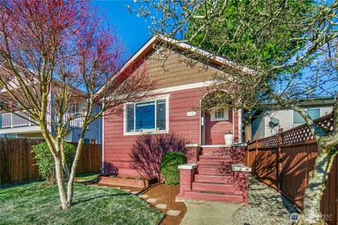 Photo of 1516 S Bennett Street, Seattle, WA 98108 (MLS # 2470981)