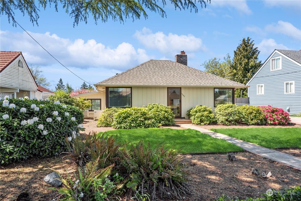 Photo of 12849 24th Avenue S, SeaTac, WA 98168 (MLS # 2067251)