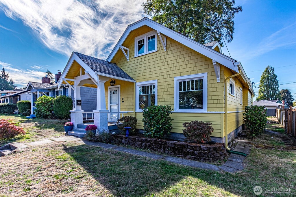 Photo of 3916 N Gove Street, Tacoma, WA 98407 (MLS # 2592308)