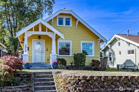 Photo of 3916 N Gove Street, Tacoma, WA 98407 (MLS # 2592308)