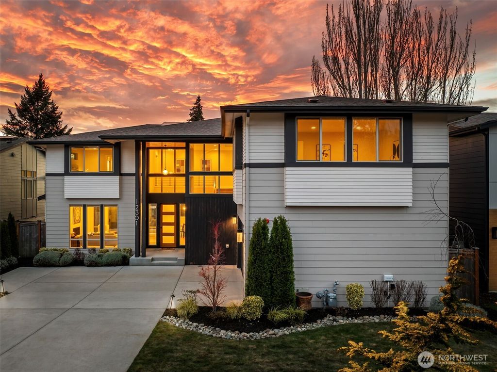 Photo of 12301 NE 107th Street, Kirkland, WA 98033 (MLS # 2504516)