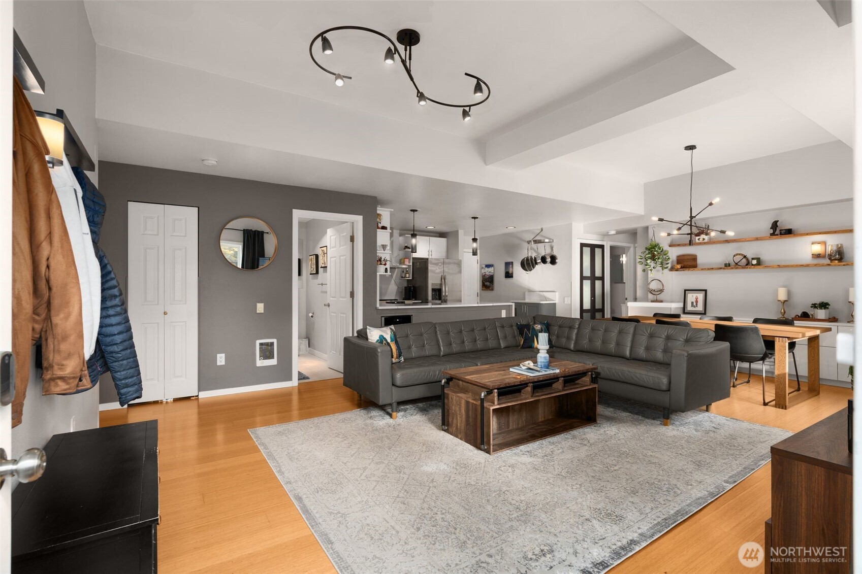 115 W Galer Street 101