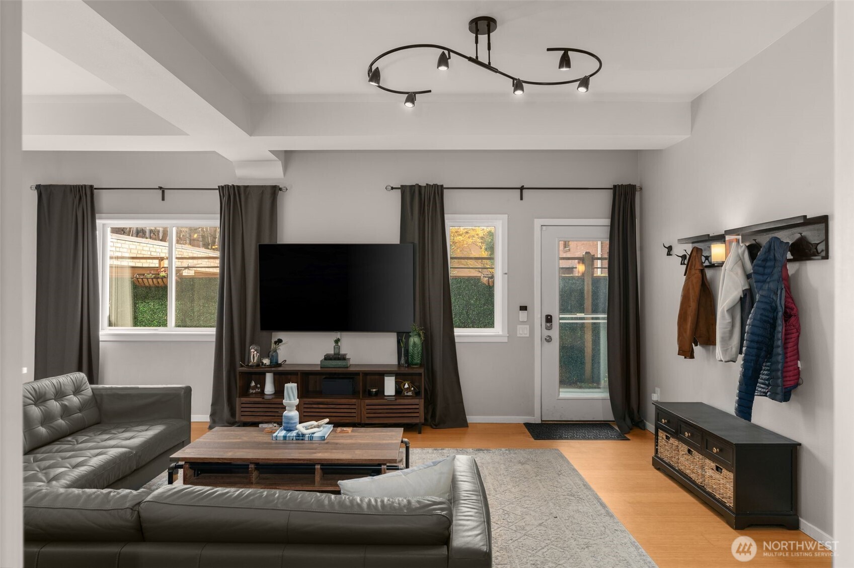 115 W Galer Street 101