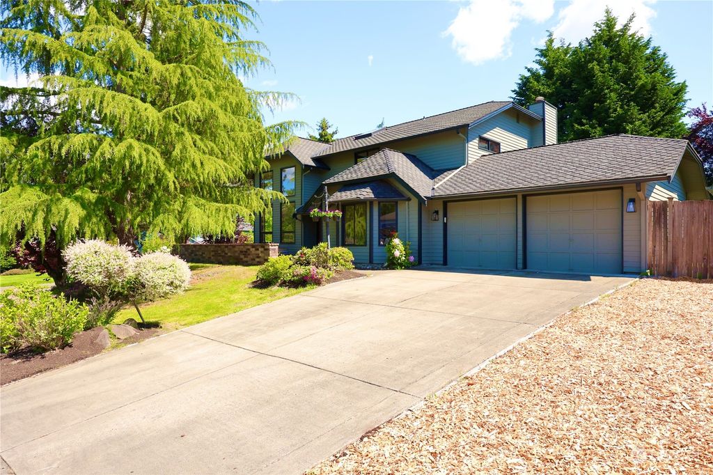 Photo of 2400 214th Place SW, Brier, WA 98036 (MLS # 2240170)