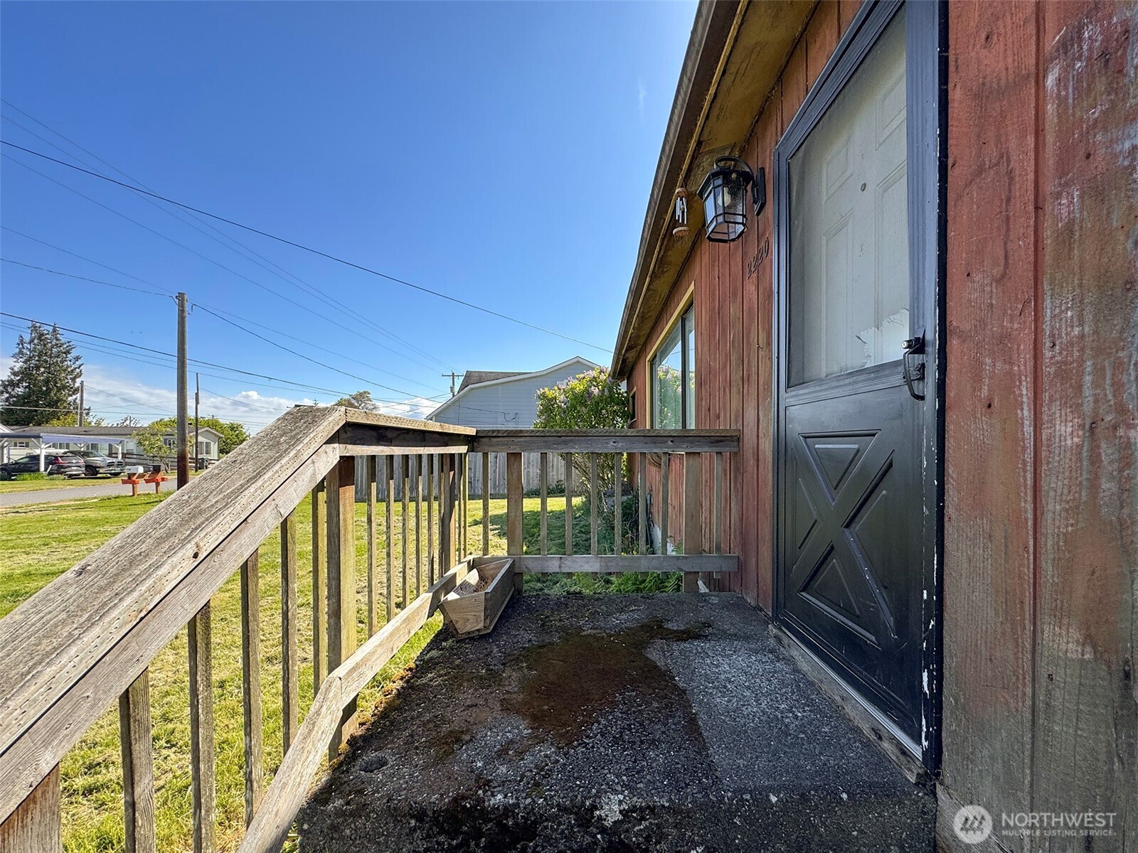 2220 E Fourth Avenue