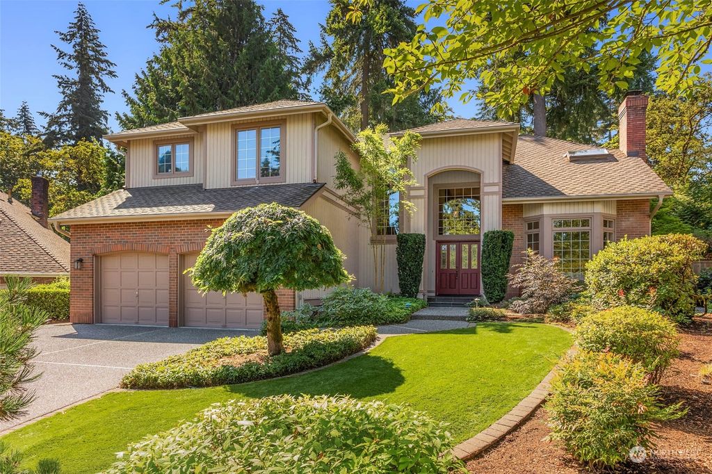 Photo of 10420 180th Court NE, Redmond, WA 98052 (MLS # 2274049)