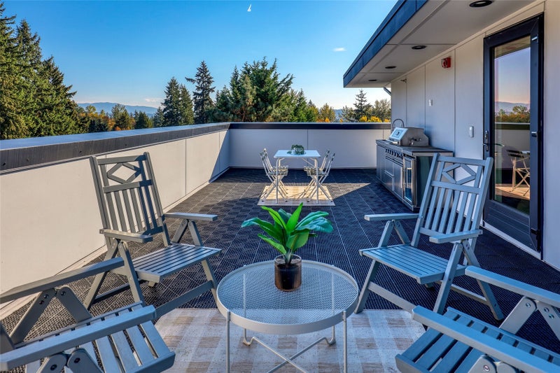8923 166th Avenue NE 101