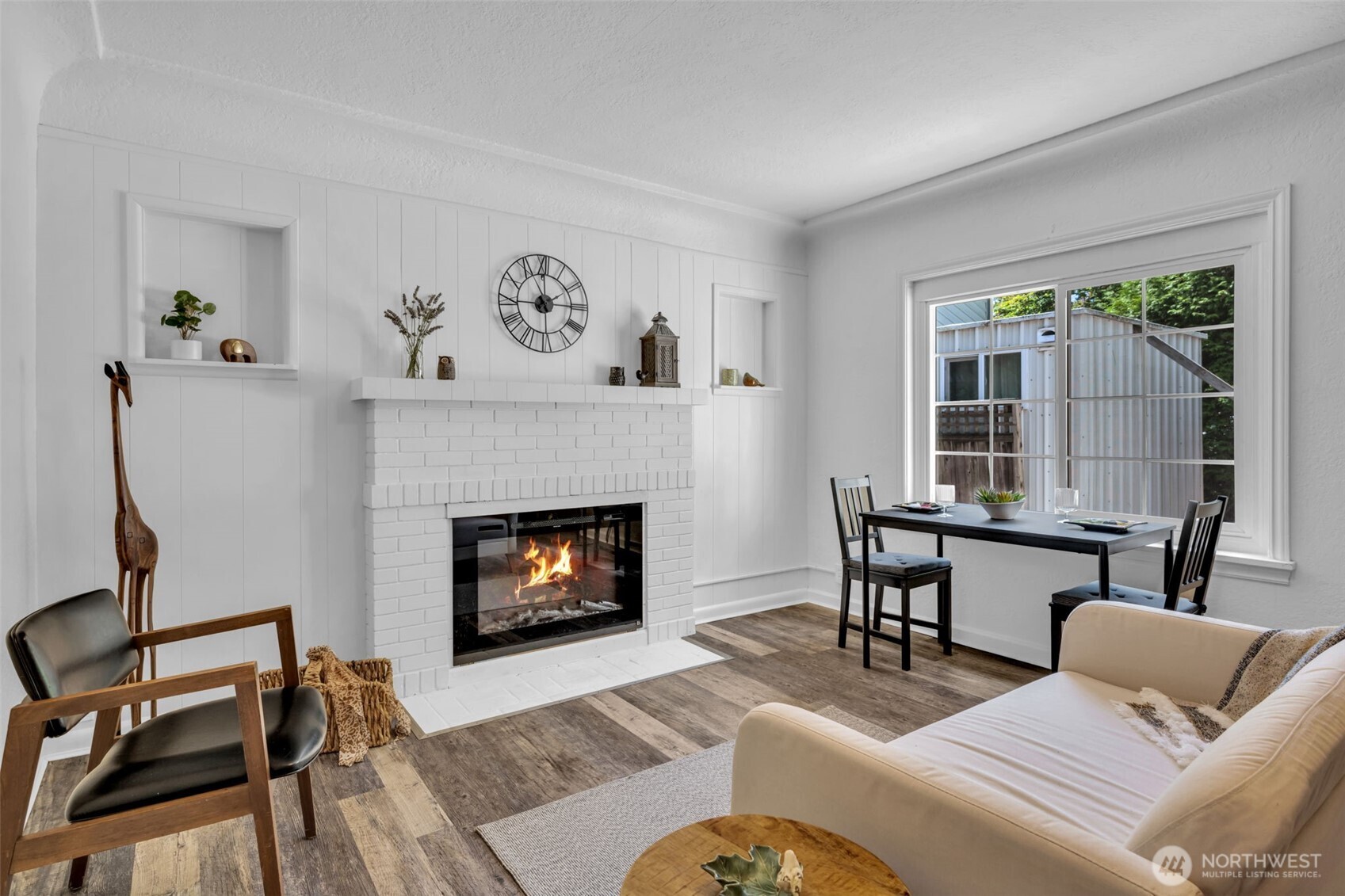 Seattle, Washington 98106, United States, 1 Bedroom Bedrooms, ,1 BathroomBathrooms,Residential,Active,182684