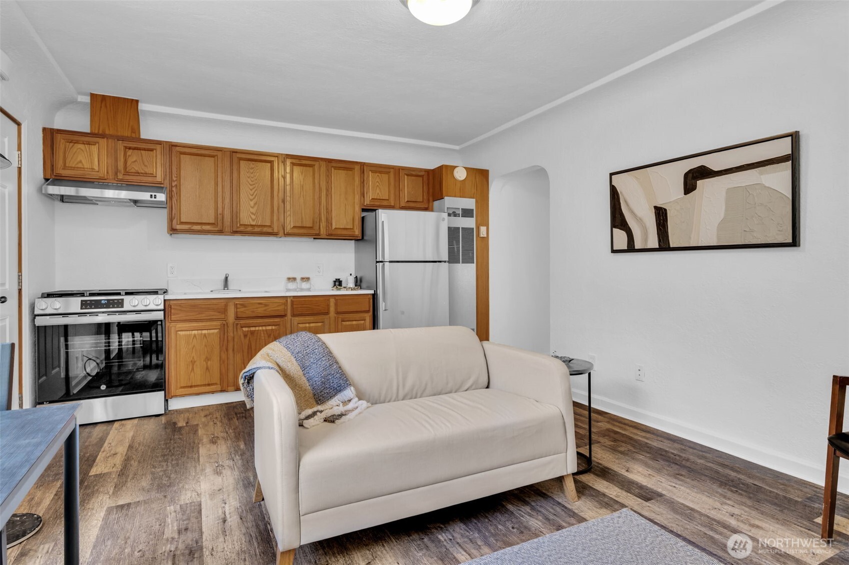 Seattle, Washington 98106, United States, 1 Bedroom Bedrooms, ,1 BathroomBathrooms,Residential,Active,182684