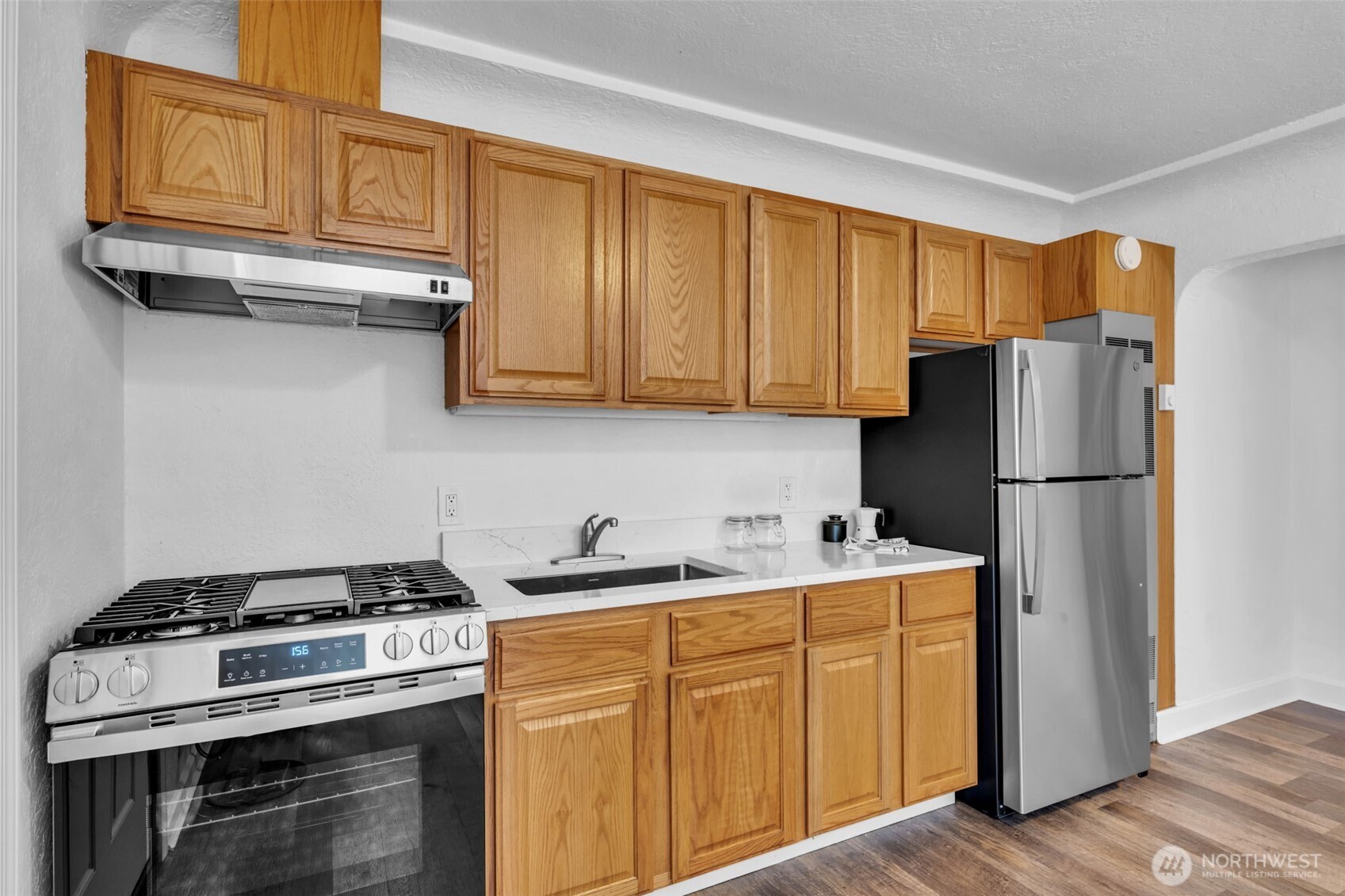 Seattle, Washington 98106, United States, 1 Bedroom Bedrooms, ,1 BathroomBathrooms,Residential,Active,182684