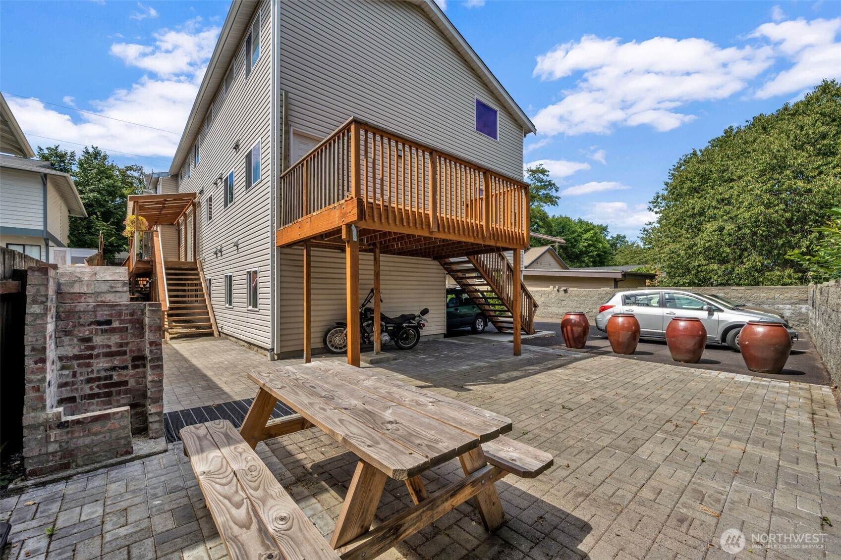 Seattle, Washington 98106, United States, 1 Bedroom Bedrooms, ,1 BathroomBathrooms,Residential,Active,182684