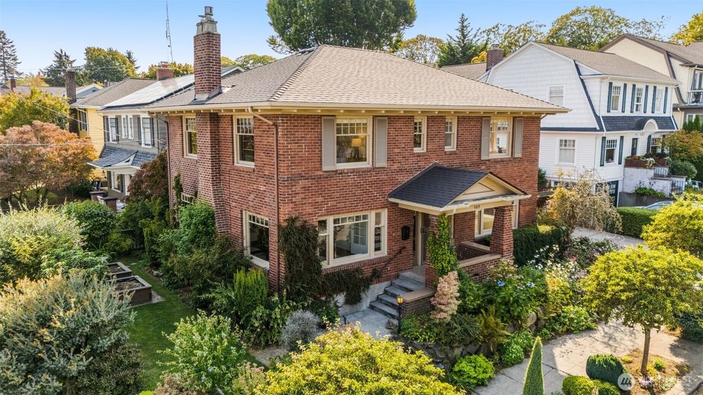 Photo of 469 Lynn Street, Seattle, WA 98109 (MLS # 2427177)